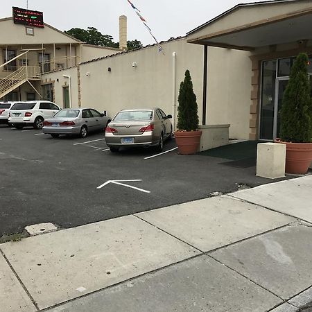Waterbury Big Apple Motel Exterior foto